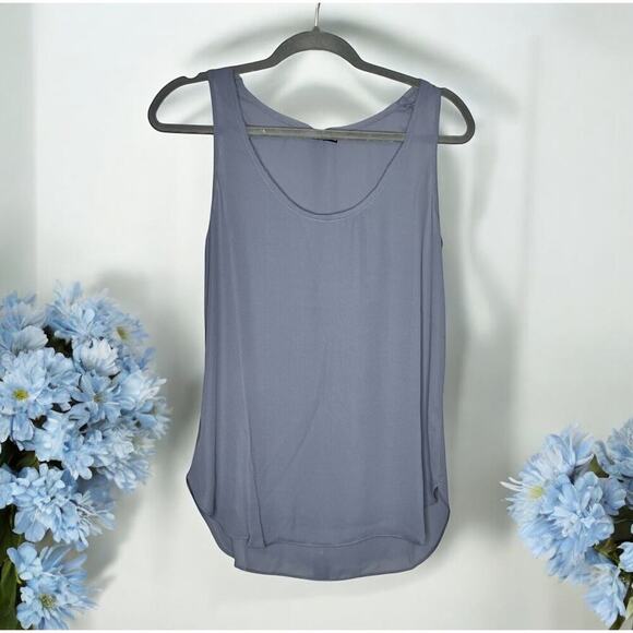 Krisa Revolve Blue Sleeveless Scoop Neck Tunic Tank Top NWT - Picture 1 of 11